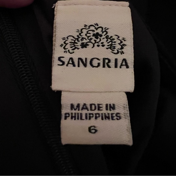 A line long evening black gown with strass belt size 6 - Picture 12 of 15